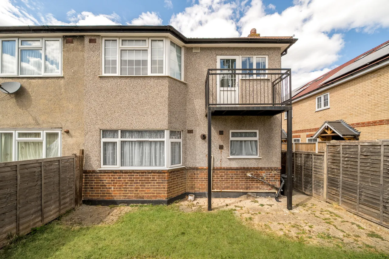 Berkeley Close, Ruislip, HA4, photo 12