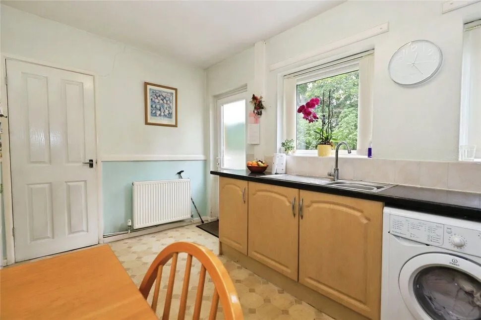 Dickinson Avenue, Wolverhampton, West Midlands, WV10, photo 9