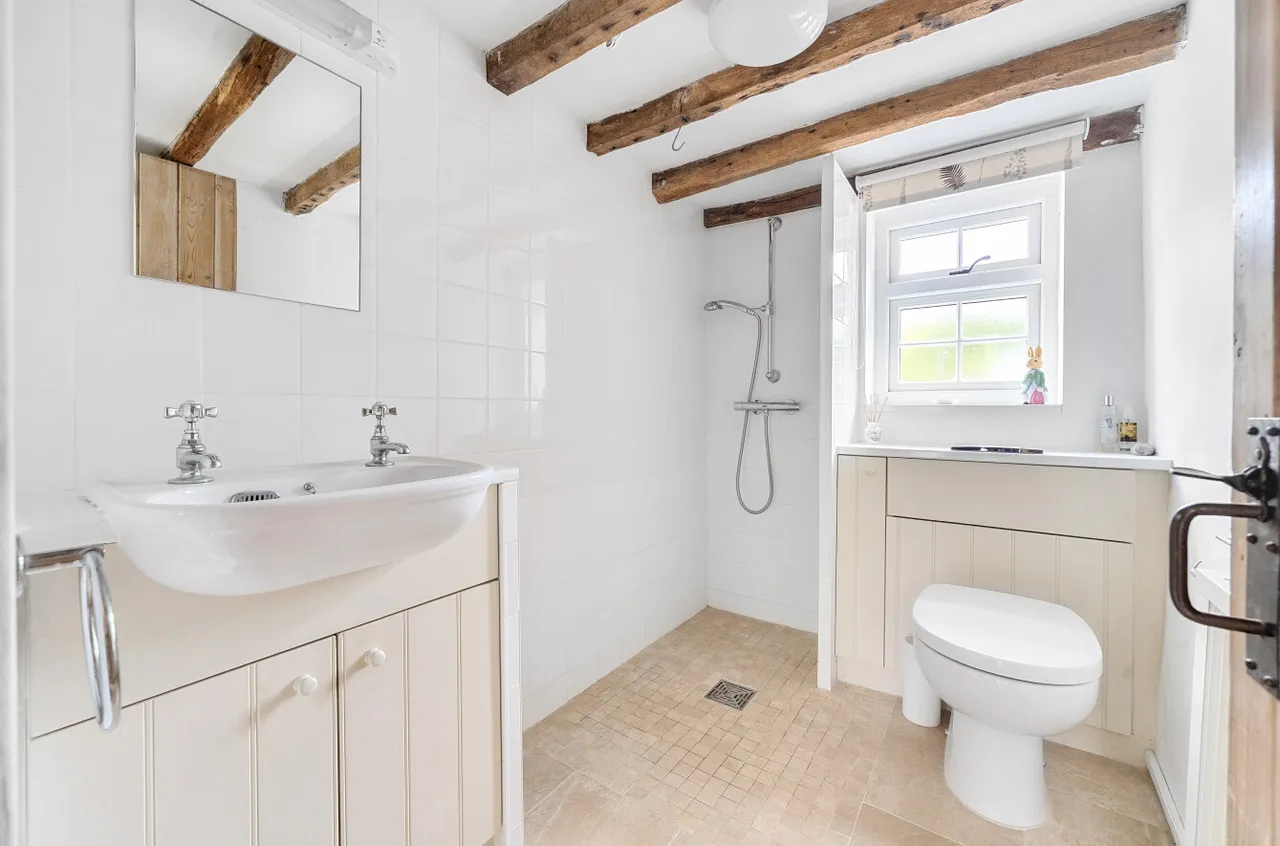 Wellow Wood Road, West Wellow, SO51, photo 11