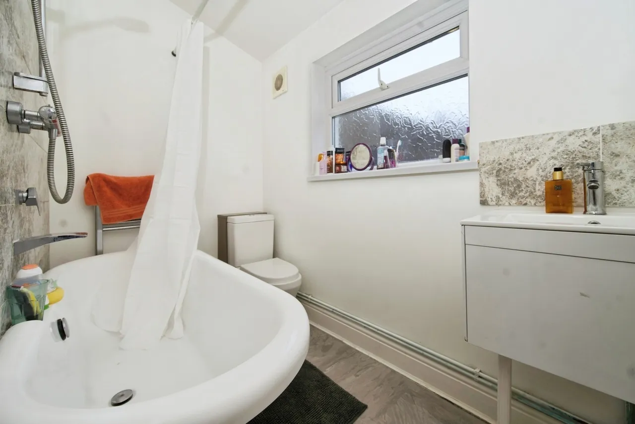 Harold Street, CARDIFF, South Glamorgan, CF24, photo 15