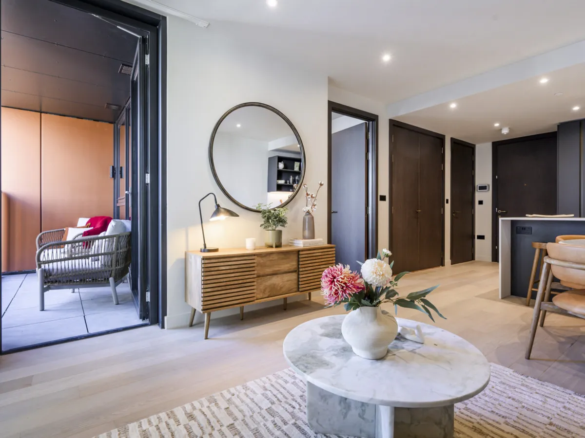 York Road, London, SW11, photo 6