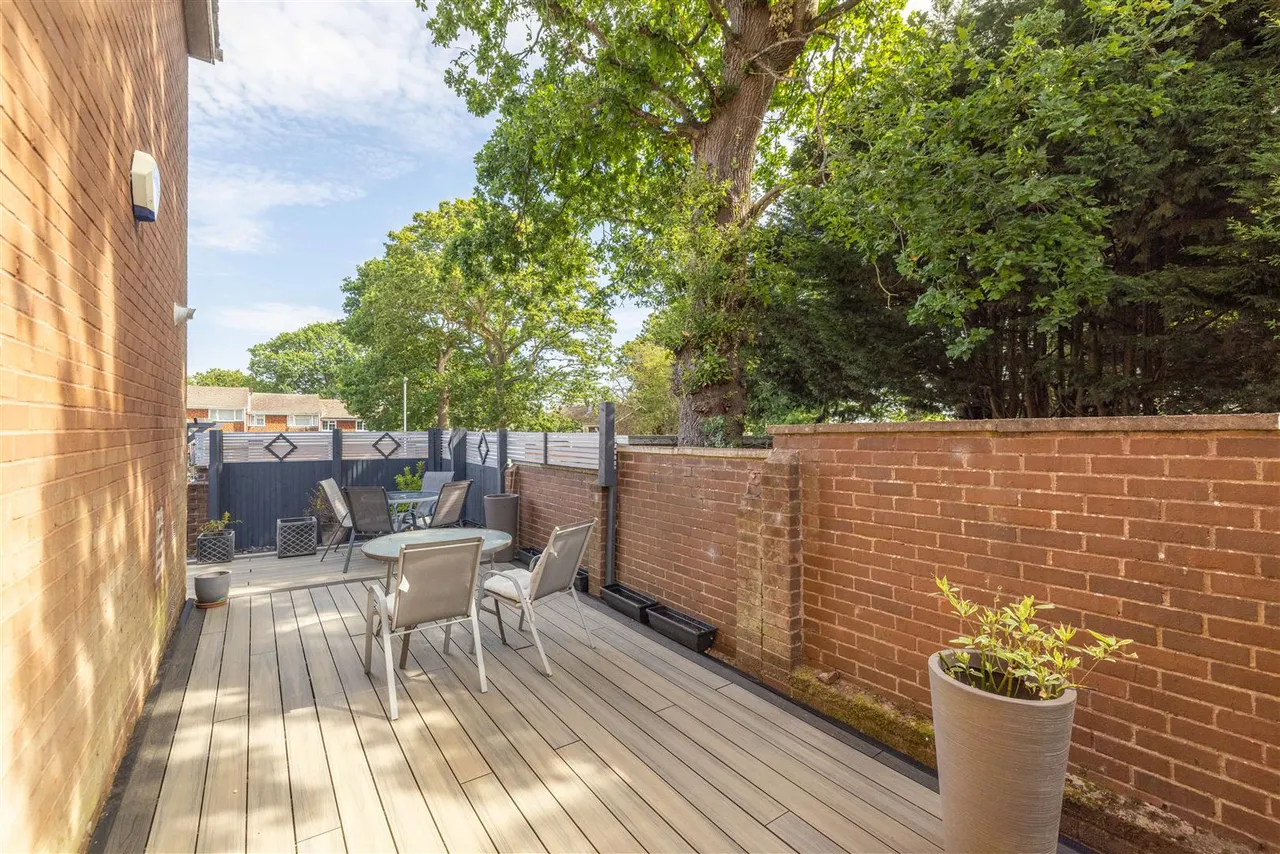 Basford Way, Windsor, SL4 4NF, photo 13
