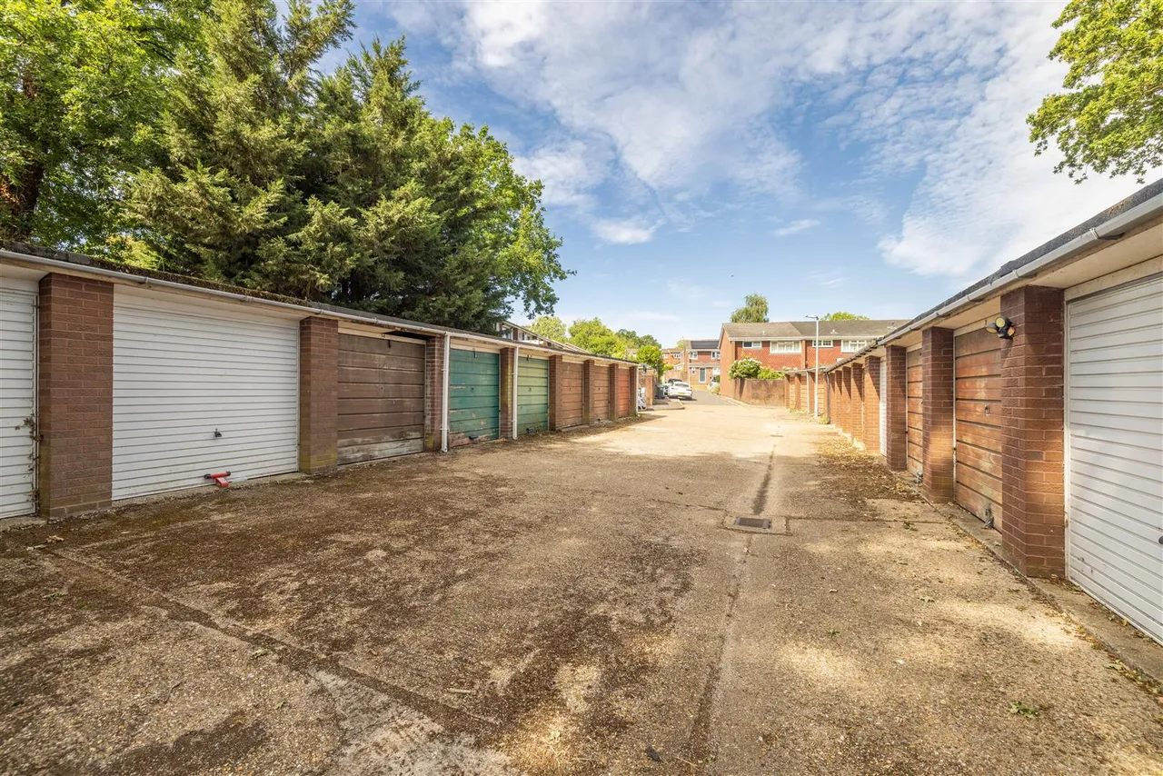 Basford Way, Windsor, SL4 4NF, photo 19