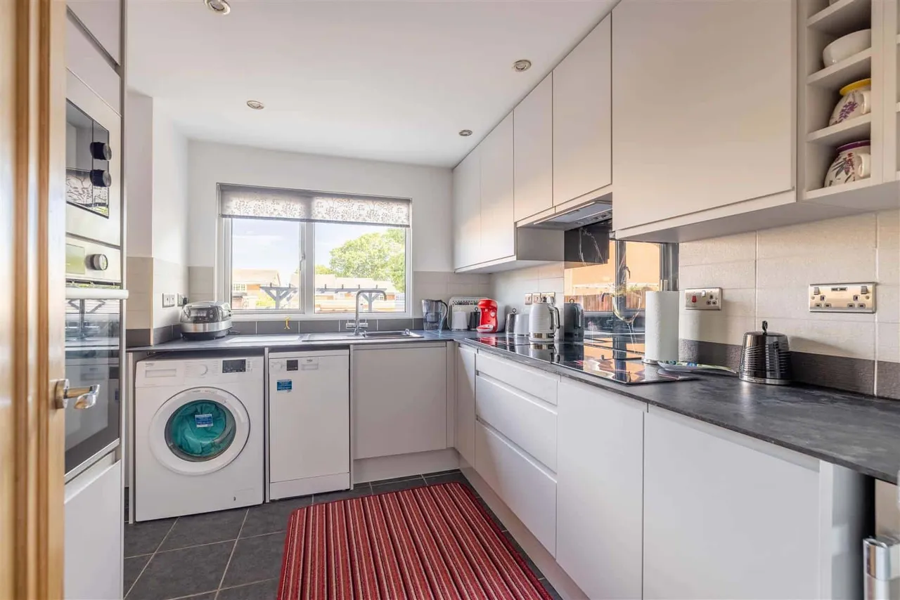 Basford Way, Windsor, SL4 4NF, photo 6