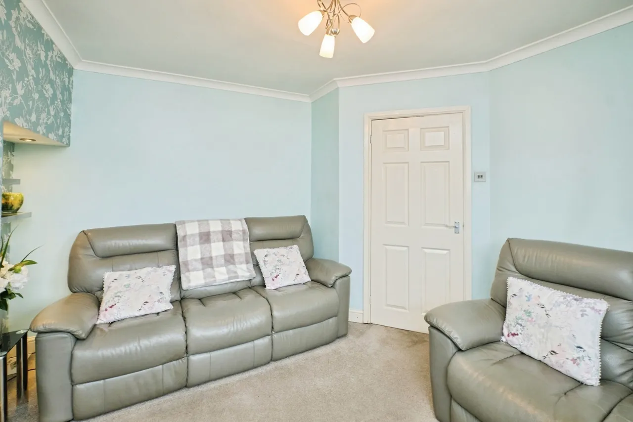 Bierton Road, Birmingham, B25, photo 6