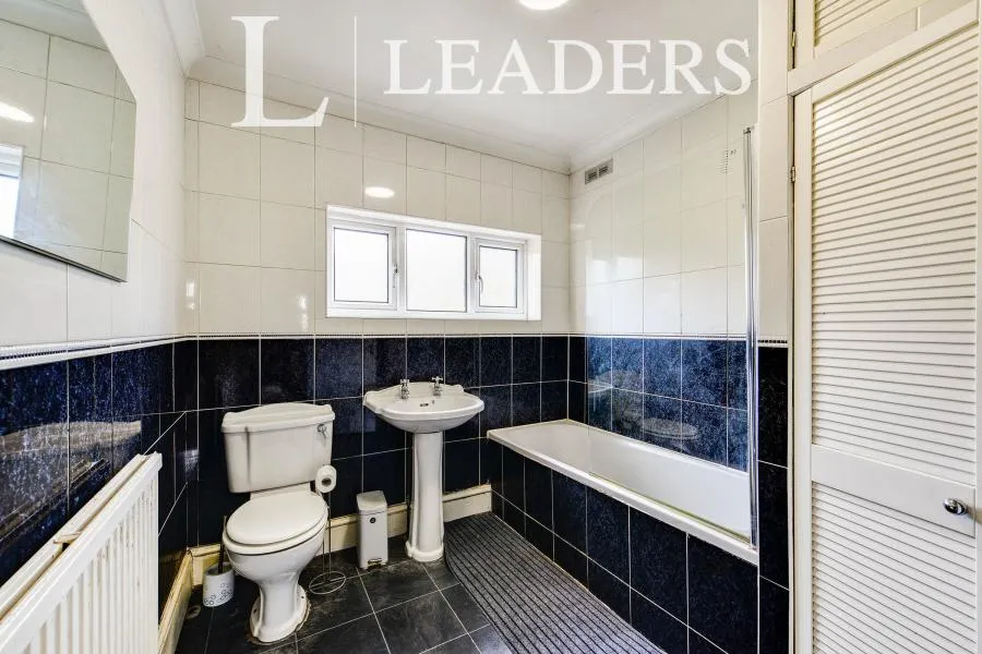 Tonbridge Road, Maidstone, ME16, photo 6