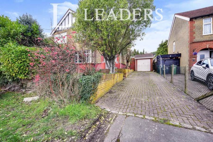 3 bed house to rent, Tonbridge Road, Maidstone, ME16
