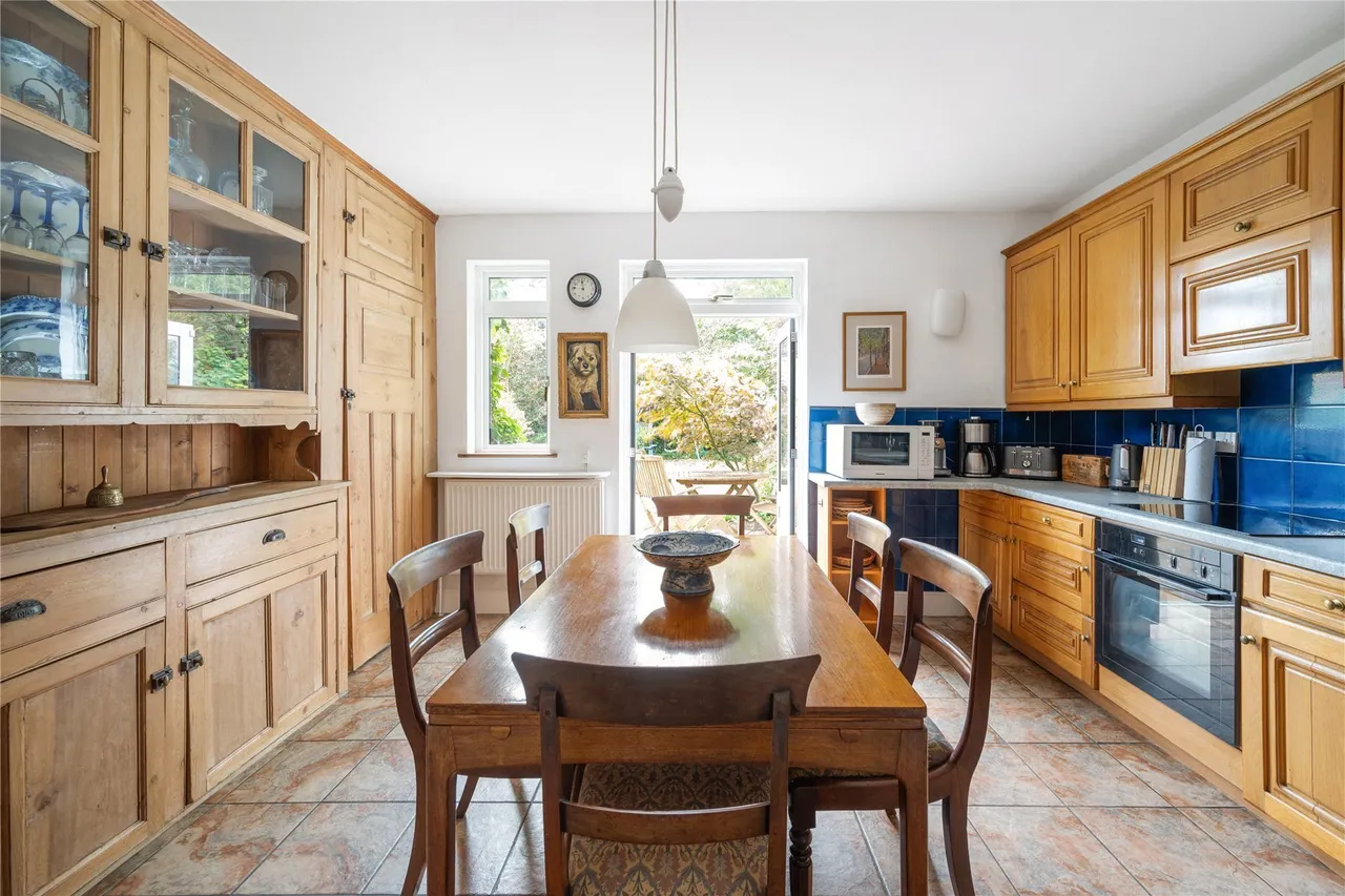 Durrington Park Road, London, SW20, photo 5