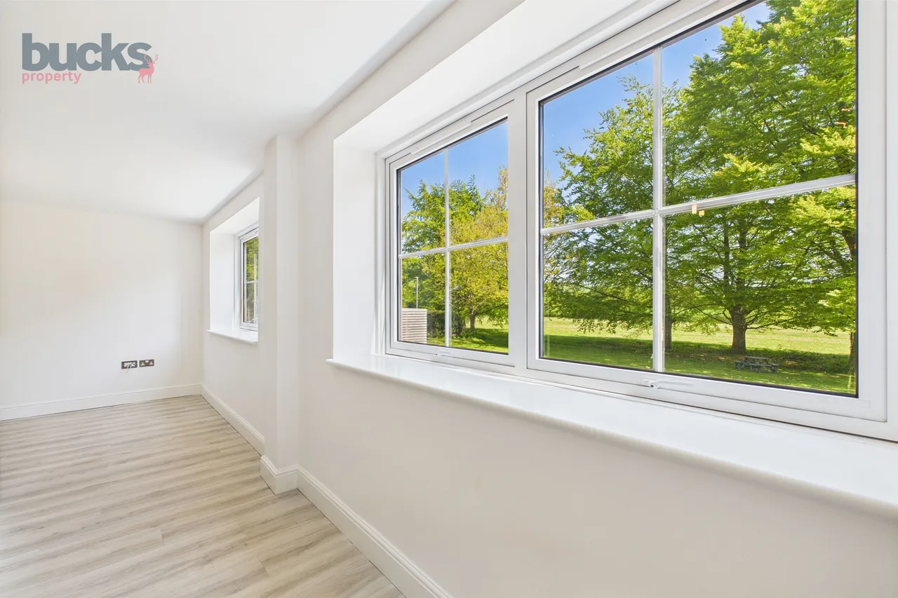 Wycombe Road, Saunderton, HP14, photo 11