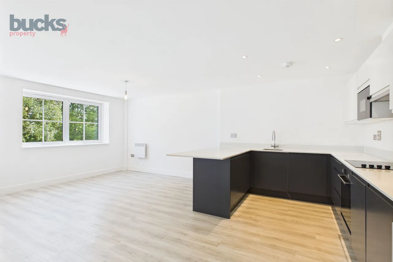 Wycombe Road, Saunderton, HP14, photo 4