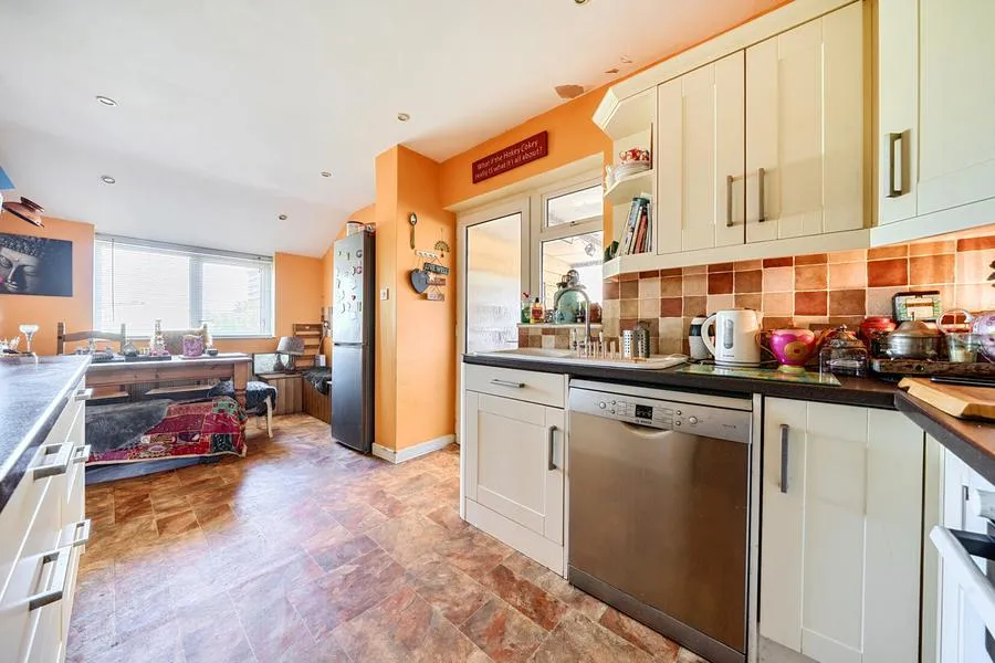 Newlands, Kings Sutton, OX17, photo 9
