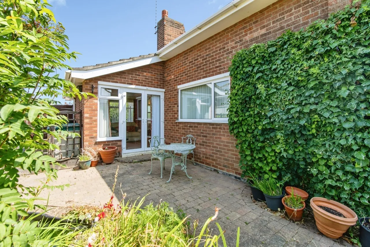 Pennygate Drive, Lowestoft, Suffolk, NR33, photo 15