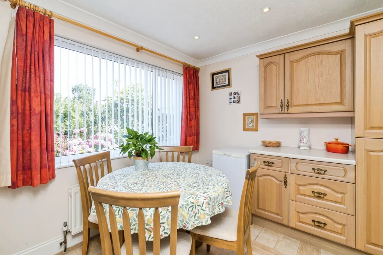 Pennygate Drive, Lowestoft, Suffolk, NR33, photo 5