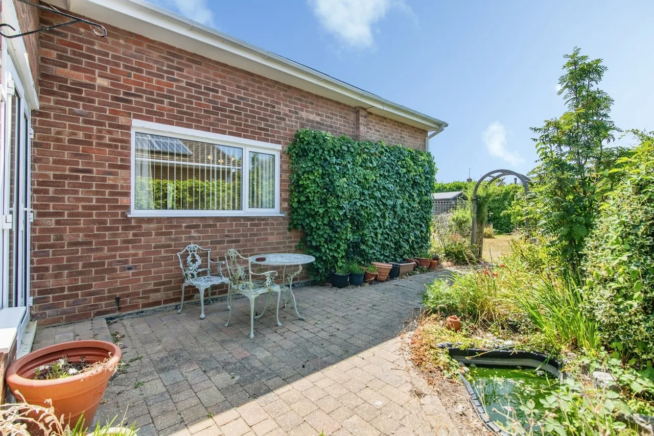 Pennygate Drive, Lowestoft, Suffolk, NR33, photo 19