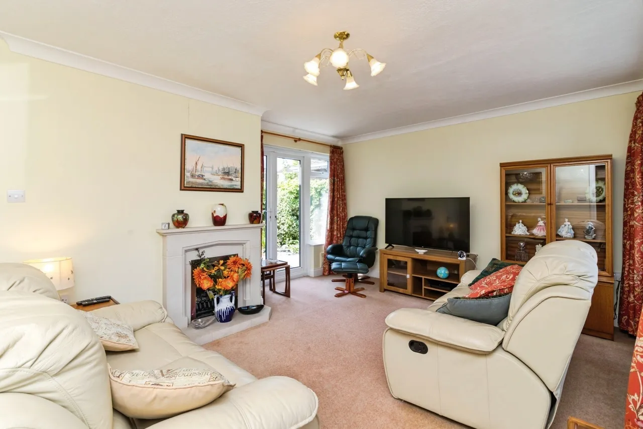 Pennygate Drive, Lowestoft, Suffolk, NR33, photo 7