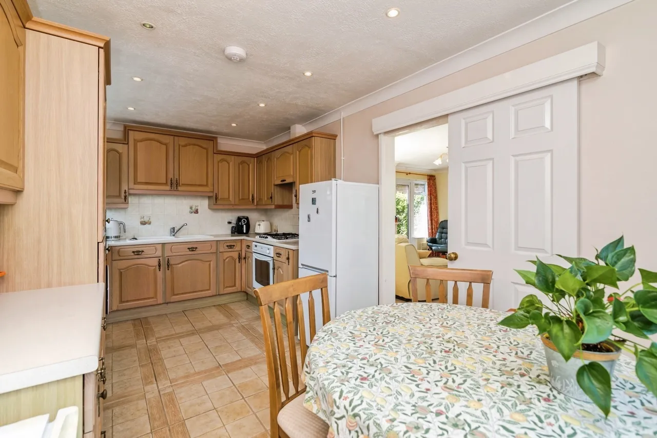 Pennygate Drive, Lowestoft, Suffolk, NR33, photo 3
