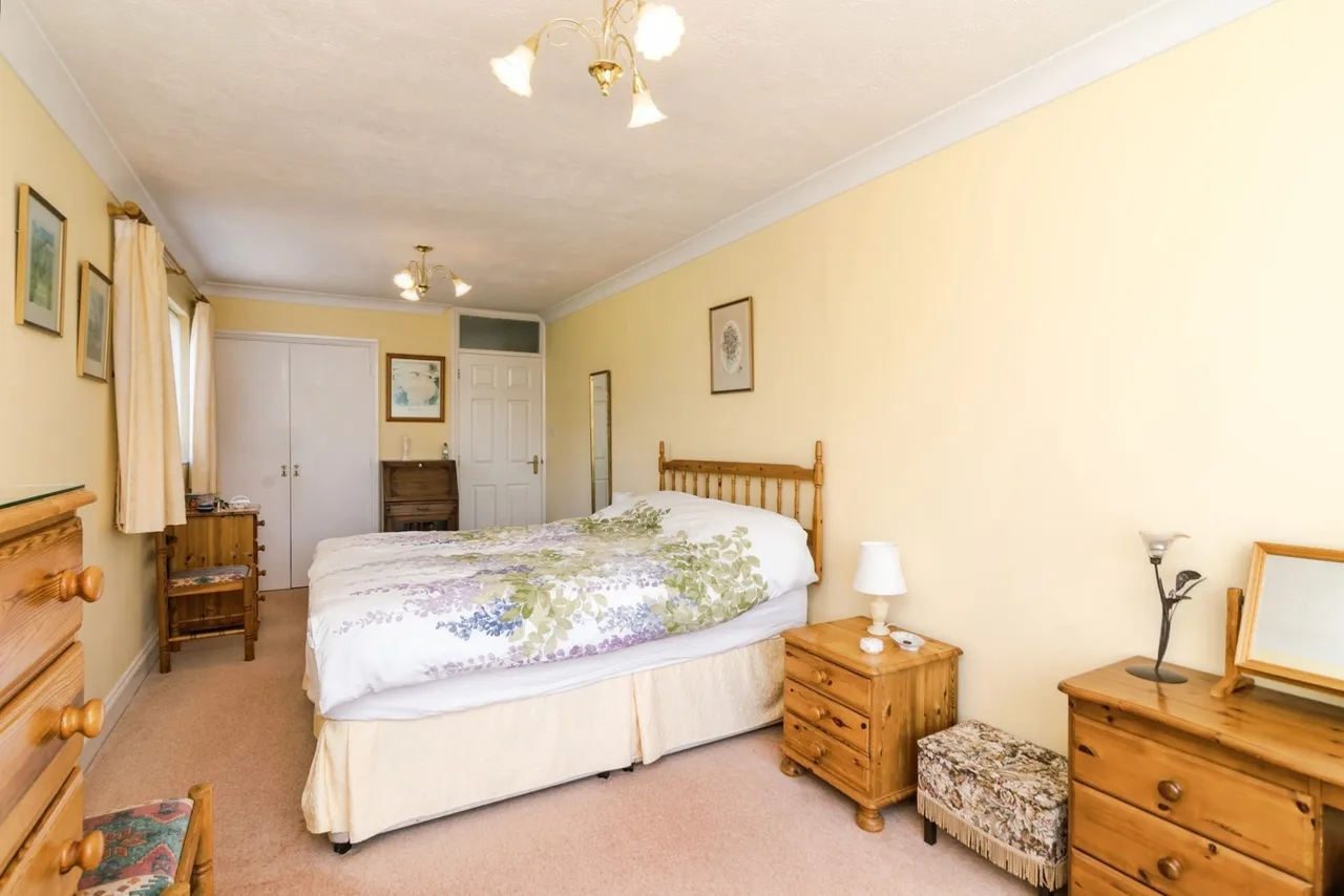 Pennygate Drive, Lowestoft, Suffolk, NR33, photo 12