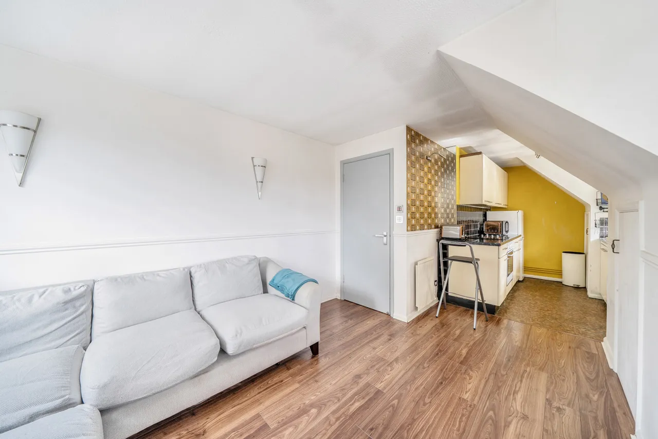 Deane Avenue, Ruislip, HA4, photo 4