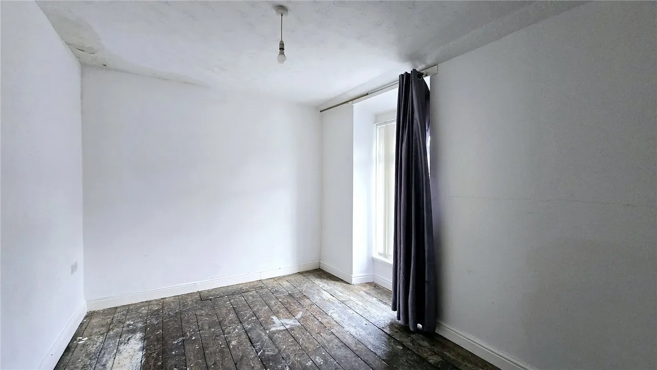 Wian Street, Holyhead, LL65, photo 5