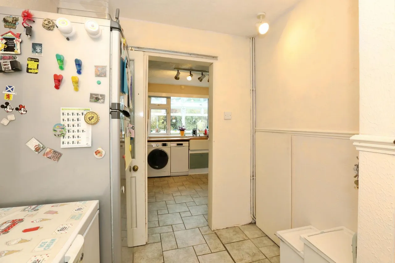 Amberley Close, Crawley, RH10, photo 7