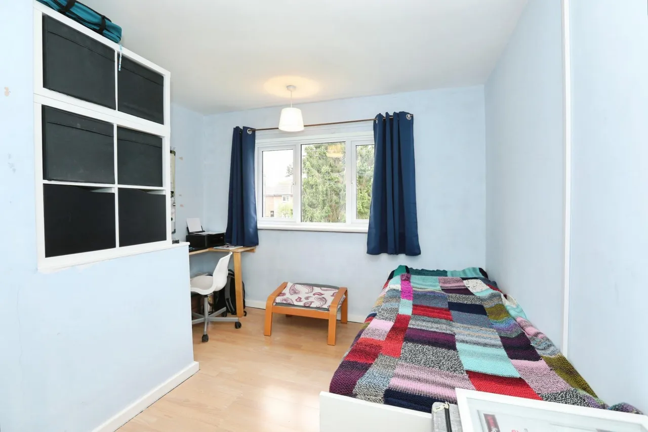 Amberley Close, Crawley, RH10, photo 9