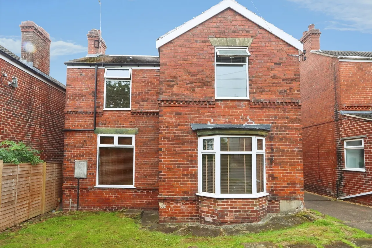 3 bed house for sale — Nursery Road, SHEFFIELD, South Yorkshire, S26