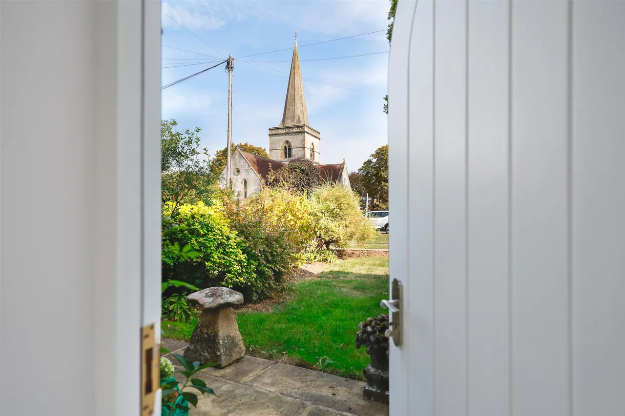 Brockham Green, Brockham, RH3, photo 13