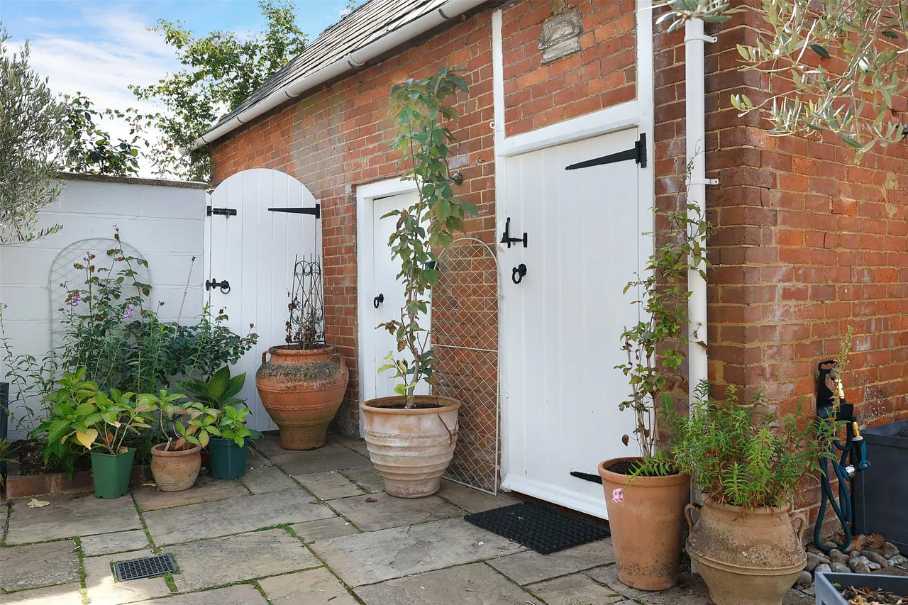 Brockham Green, Brockham, RH3, photo 19