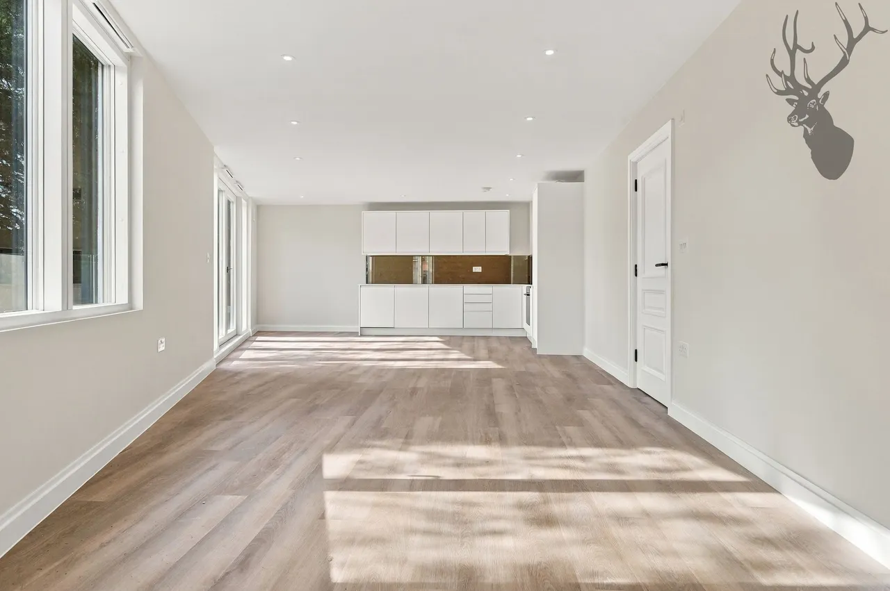 High Road, Chigwell, IG7, photo 5