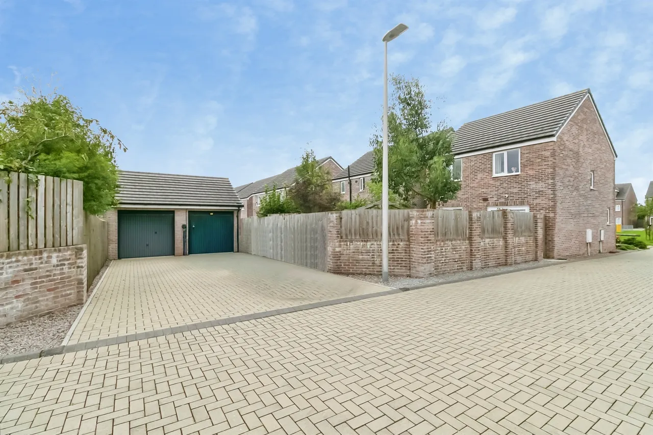 3 bed house for sale, Plasnewydd Walk, Llantwit Major, CF61