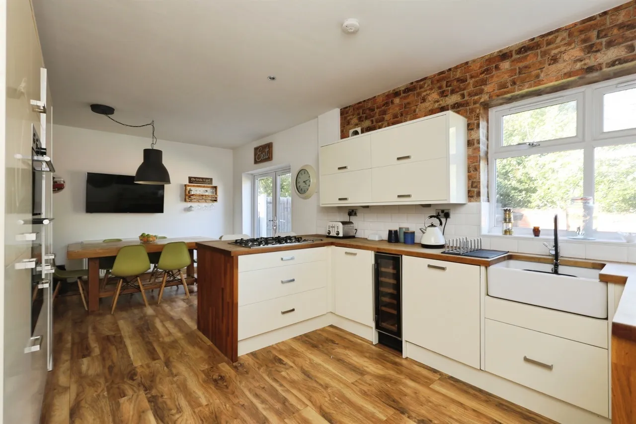 Worksop Road, Woodsetts, Worksop, photo 5