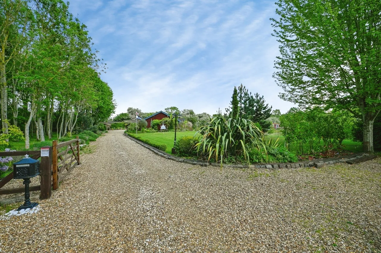 Wormegay Road, Blackborough End, King's Lynn, Norfolk, PE32, photo 5