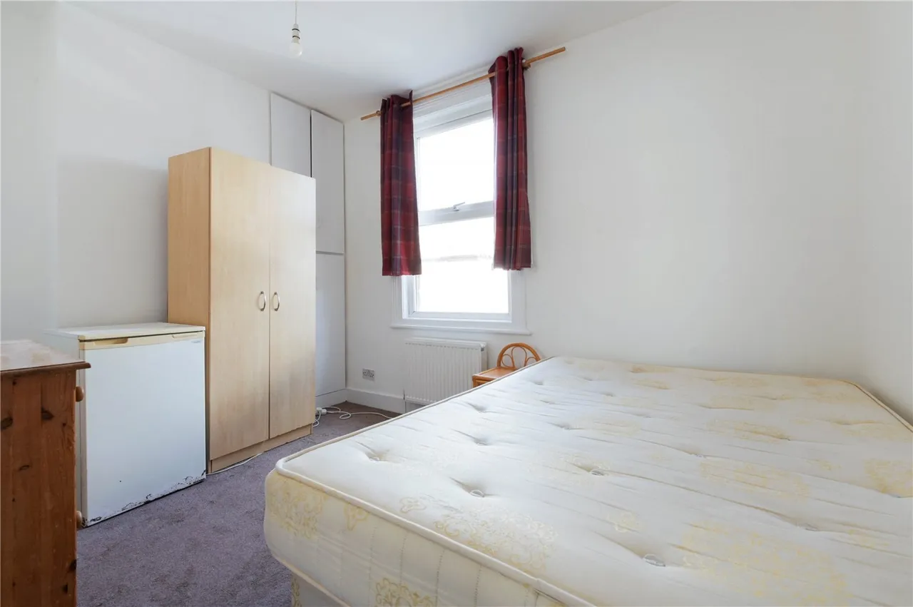 Stanley Road, Morden, photo 8