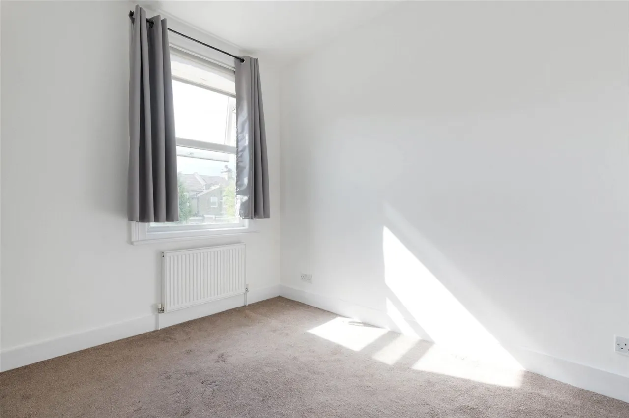 Stanley Road, Morden, photo 9