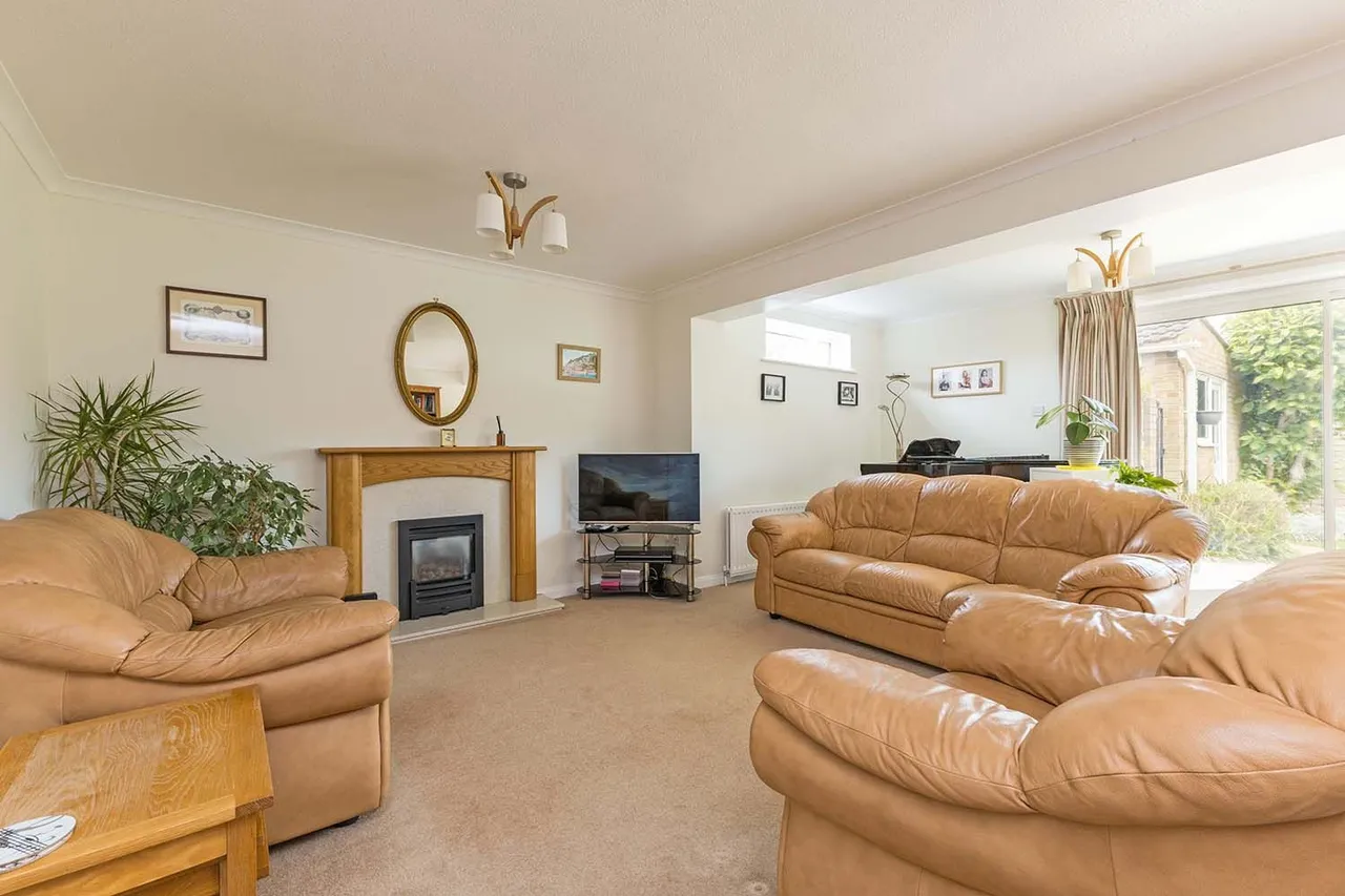 Hemsdale, Cranbrook Drive, Maidenhead, Berkshire, photo 7