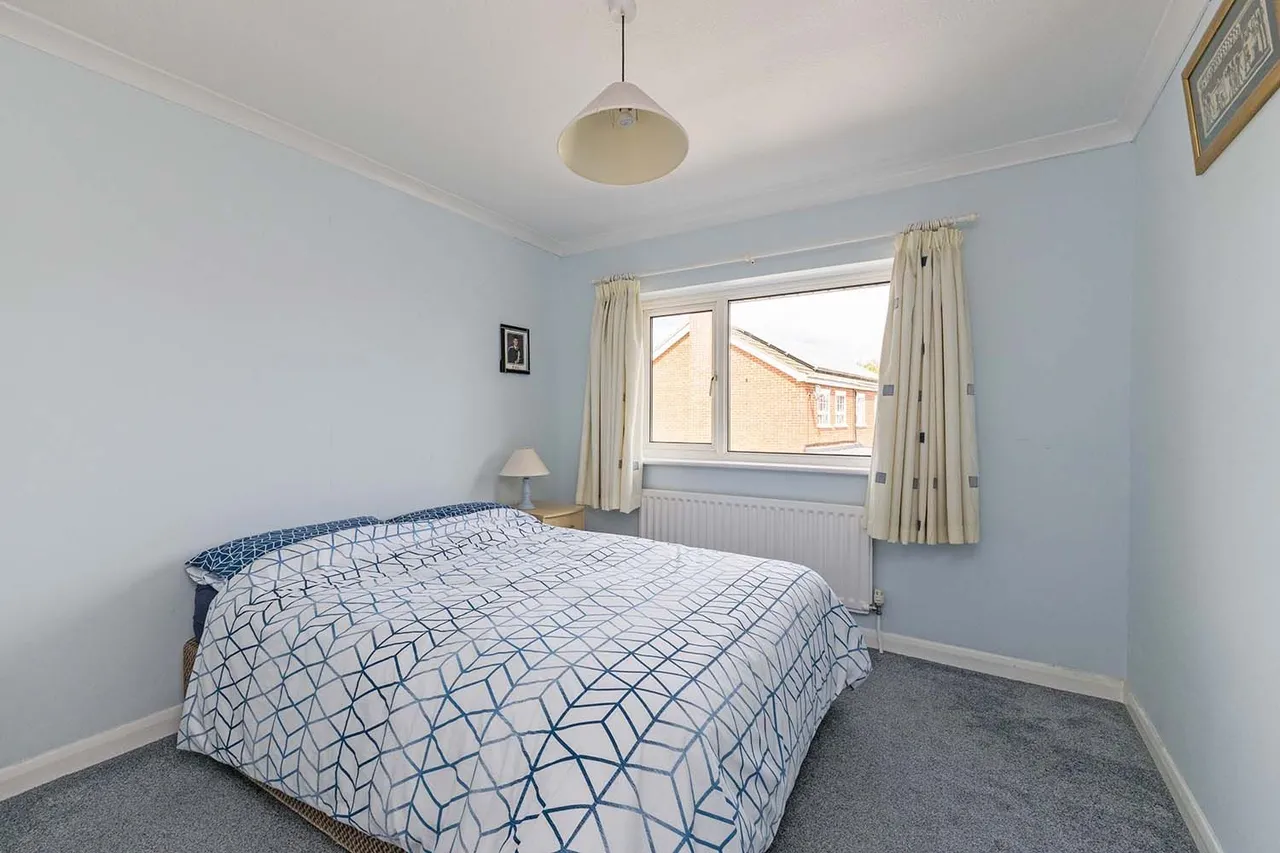 Hemsdale, Cranbrook Drive, Maidenhead, Berkshire, photo 13
