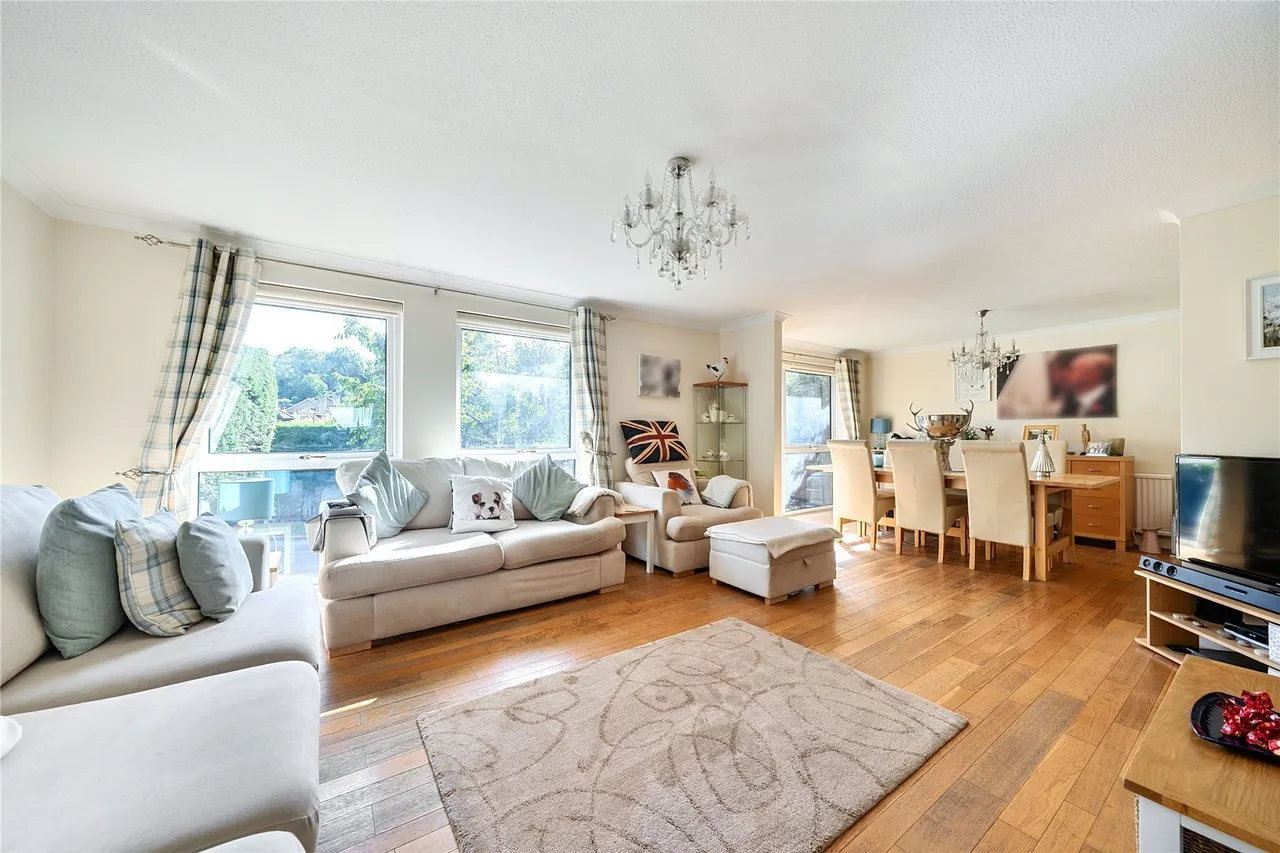 Eagles Drive, Tatsfield, Westerham, TN16, photo 3