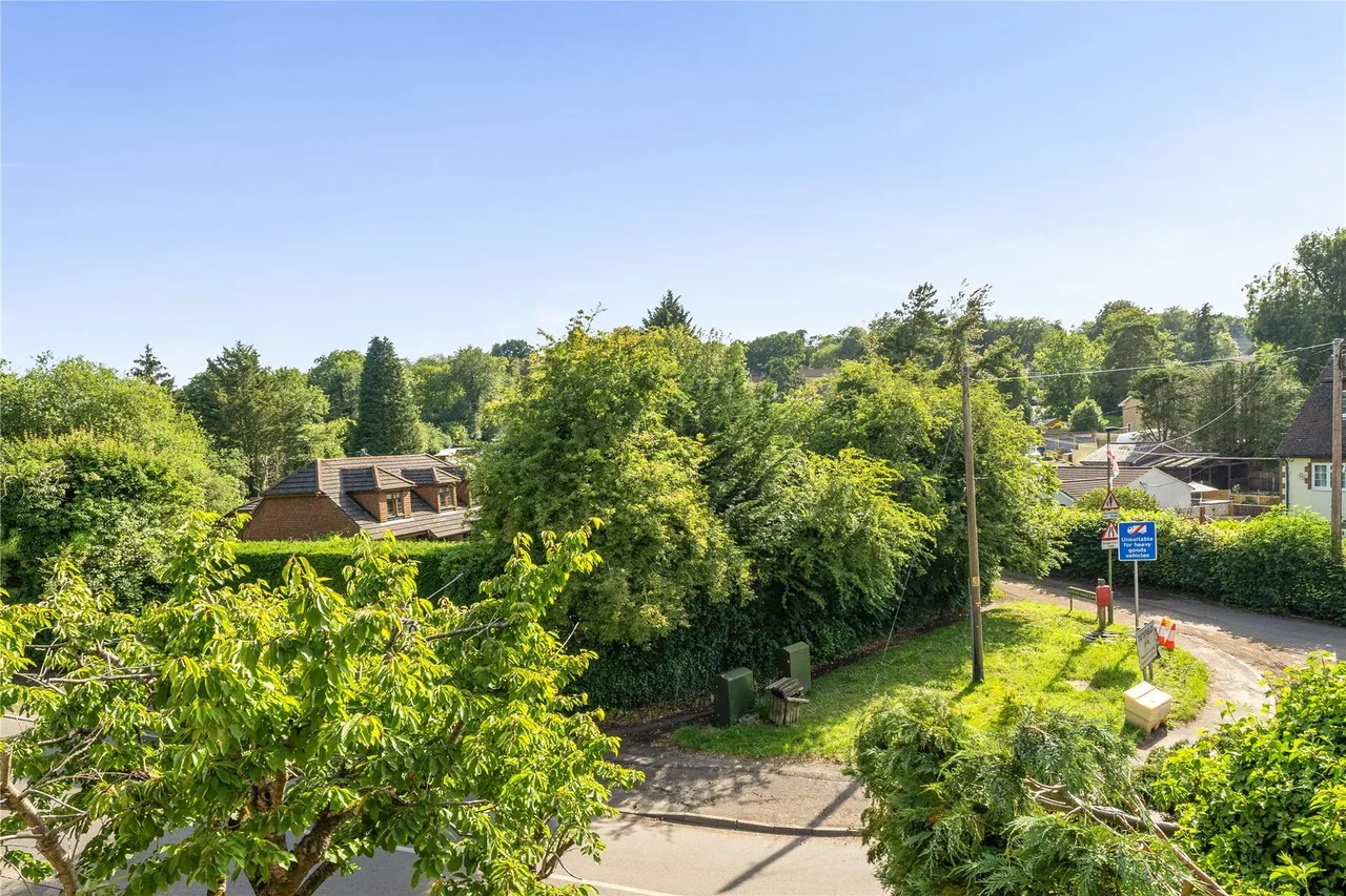 Eagles Drive, Tatsfield, Westerham, TN16, photo 22