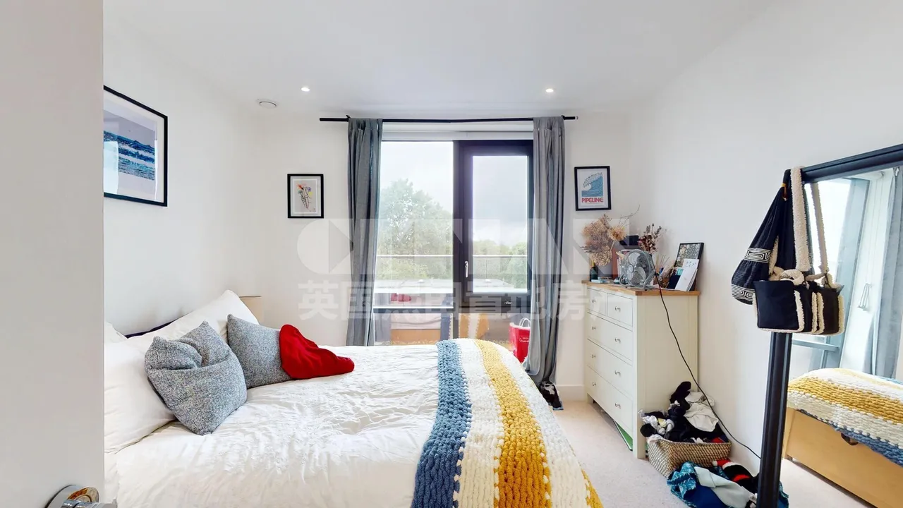 Westleigh Avenue, London, SW15, photo 14