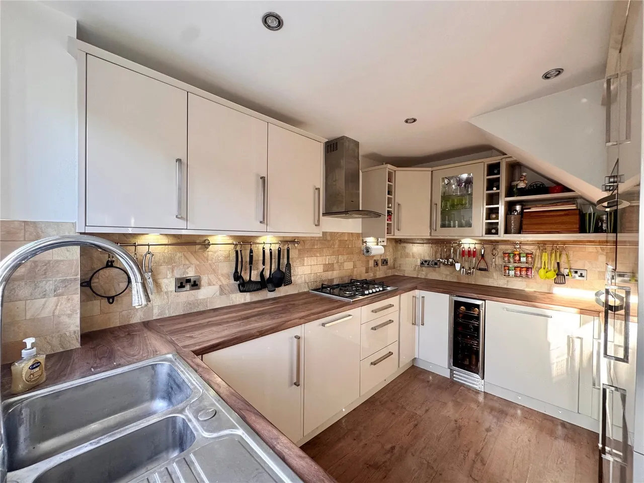 Goldfinch Lane, Lee-on-the-Solent, PO13, photo 4