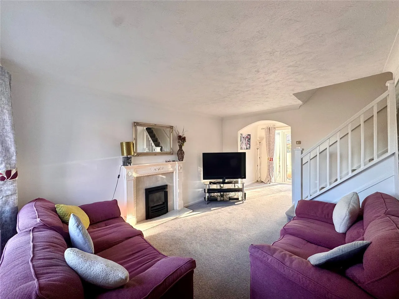 Goldfinch Lane, Lee-on-the-Solent, PO13, photo 3
