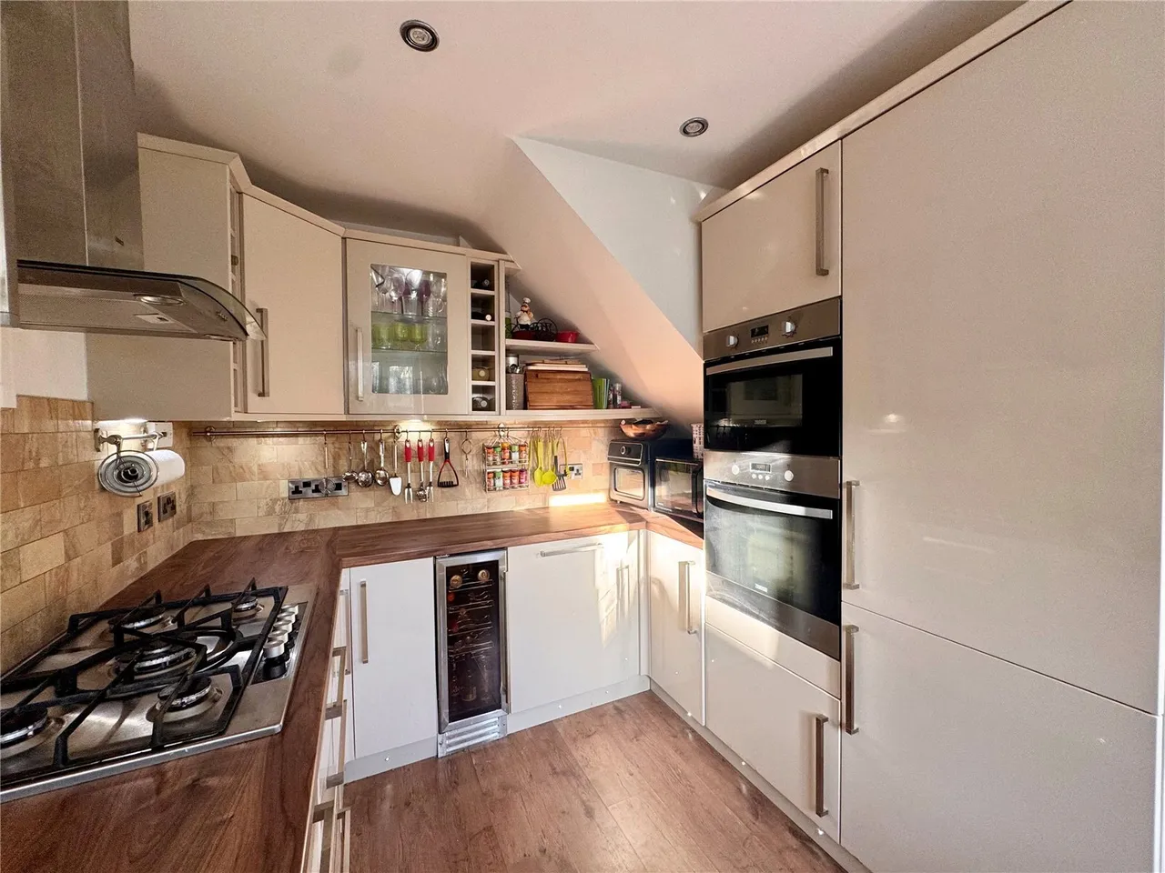 Goldfinch Lane, Lee-on-the-Solent, PO13, photo 8
