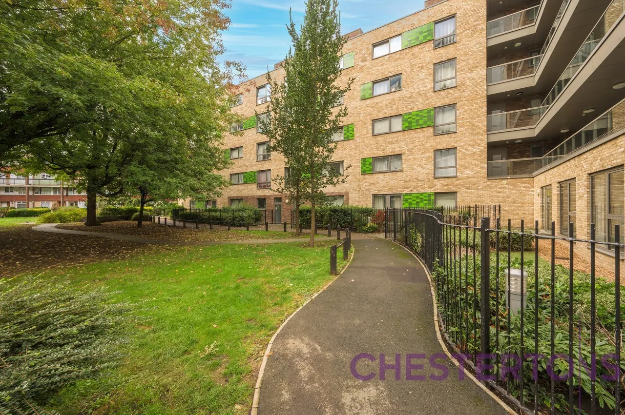 Glengarnock Avenue, London, E14, photo 14