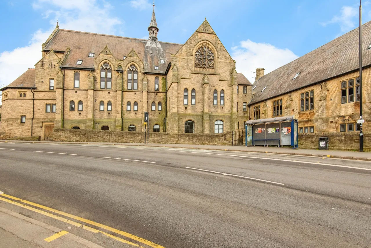 200 Crookes Valley Road, Sheffield, photo 12