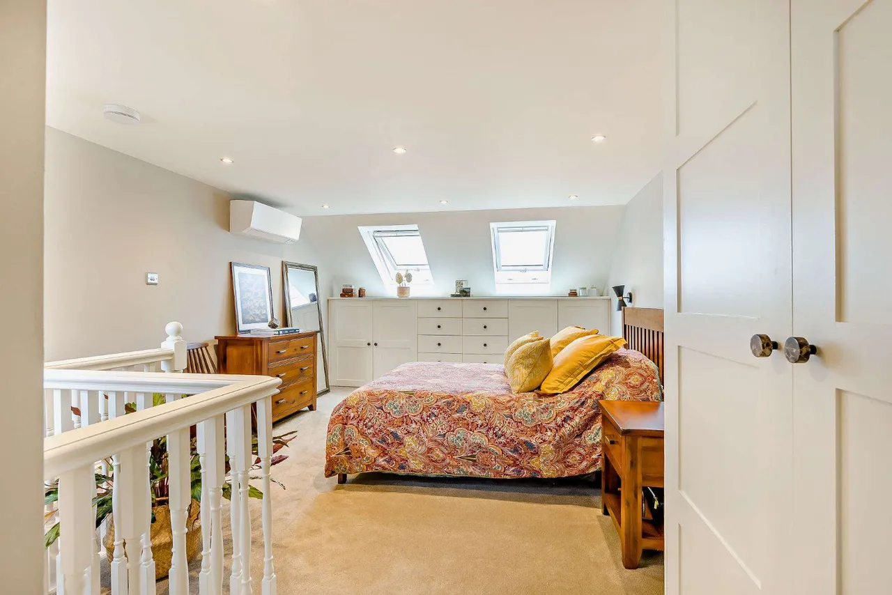 Halfpenny Lane, Sunningdale, Berkshire, SL5 0EG, photo 6