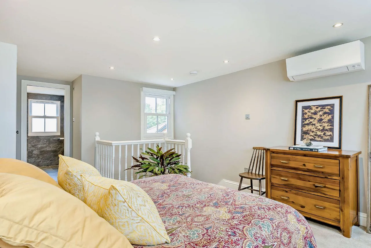 Halfpenny Lane, Sunningdale, Berkshire, SL5 0EG, photo 7