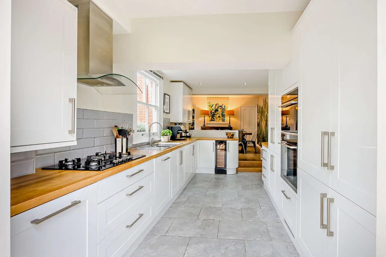 Halfpenny Lane, Sunningdale, Berkshire, SL5 0EG, photo 5