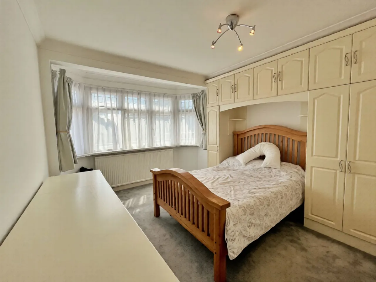 Greenford Road, Greenford, UB6, photo 4