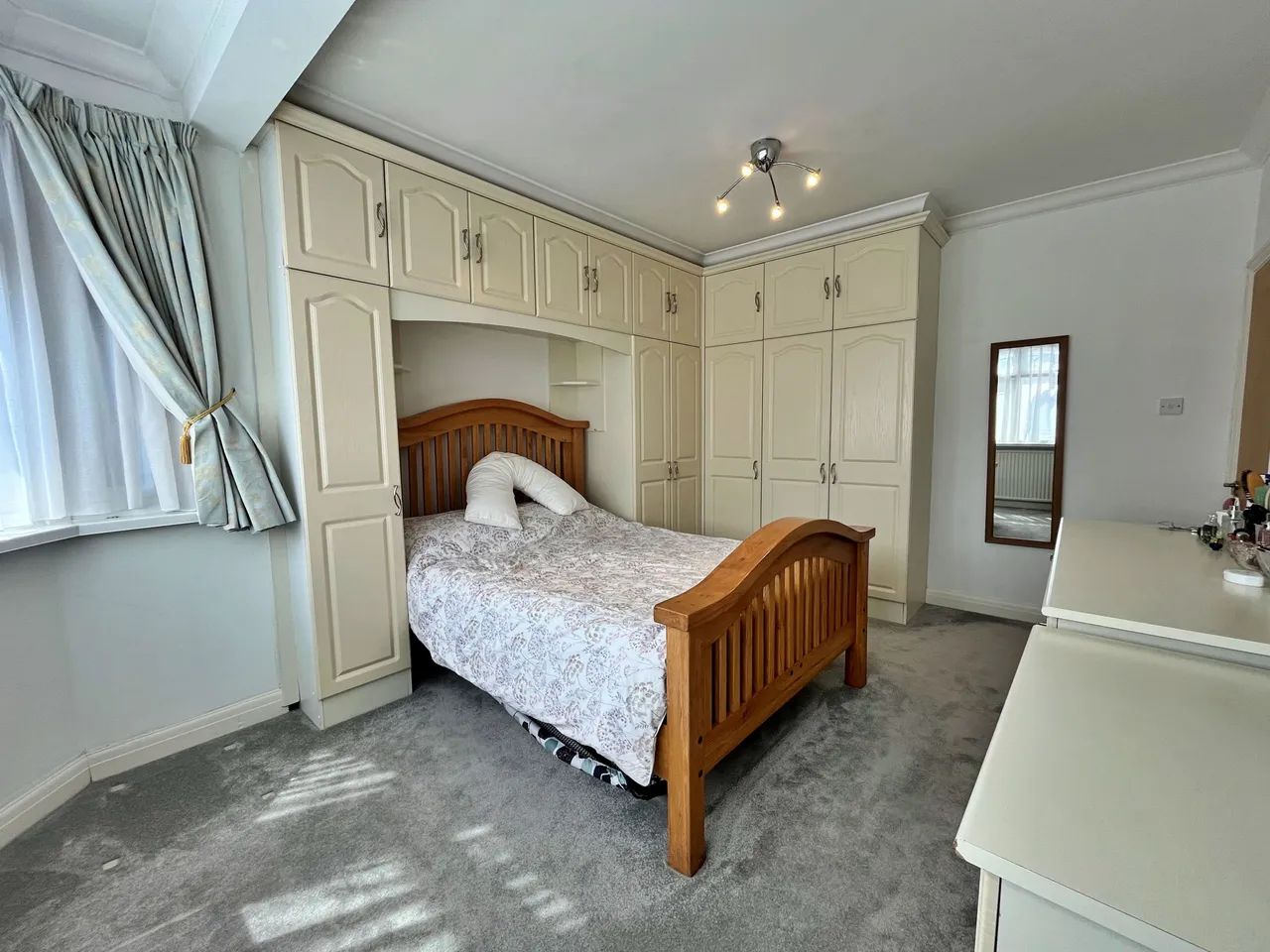 Greenford Road, Greenford, UB6, photo 17