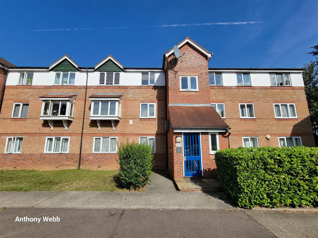 Cherry Blossom Close, Palmers Green, photo 2